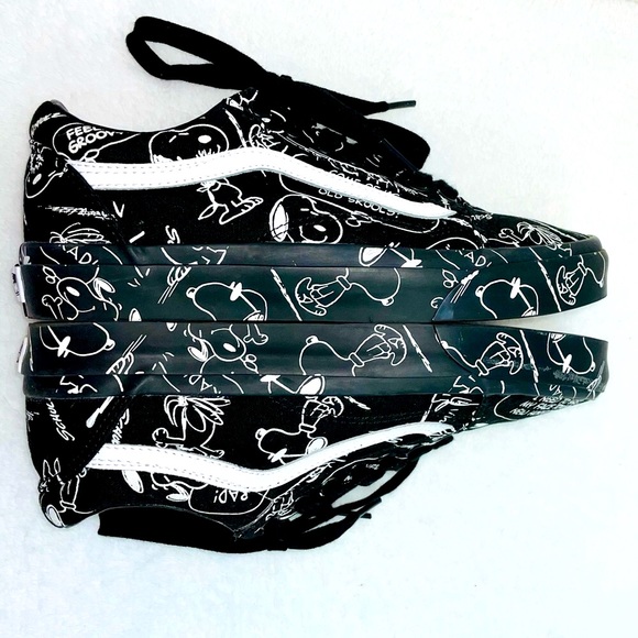 Snoopy Vans Old Skool Peanuts Snoopy - Picture 5 of 13